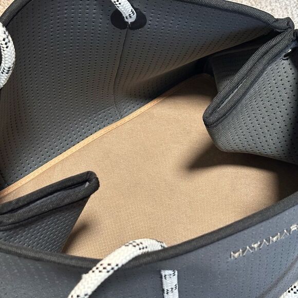 Myamar NWT Neoprene Gray Tote - Picture 3 of 4